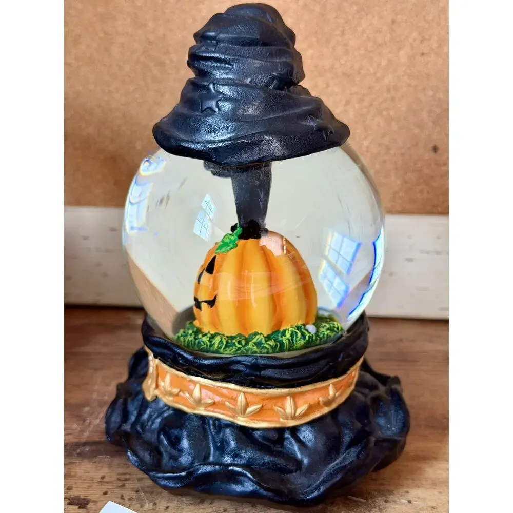 WATERFORD Holiday Heirlooms Halloween Collection Limited Edition Water Globe